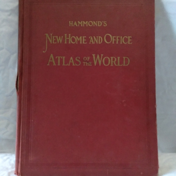 1940's Antique Atlas ("Maps & Coffee Table Displays & Primitive Decor") - Picture 11 of 11